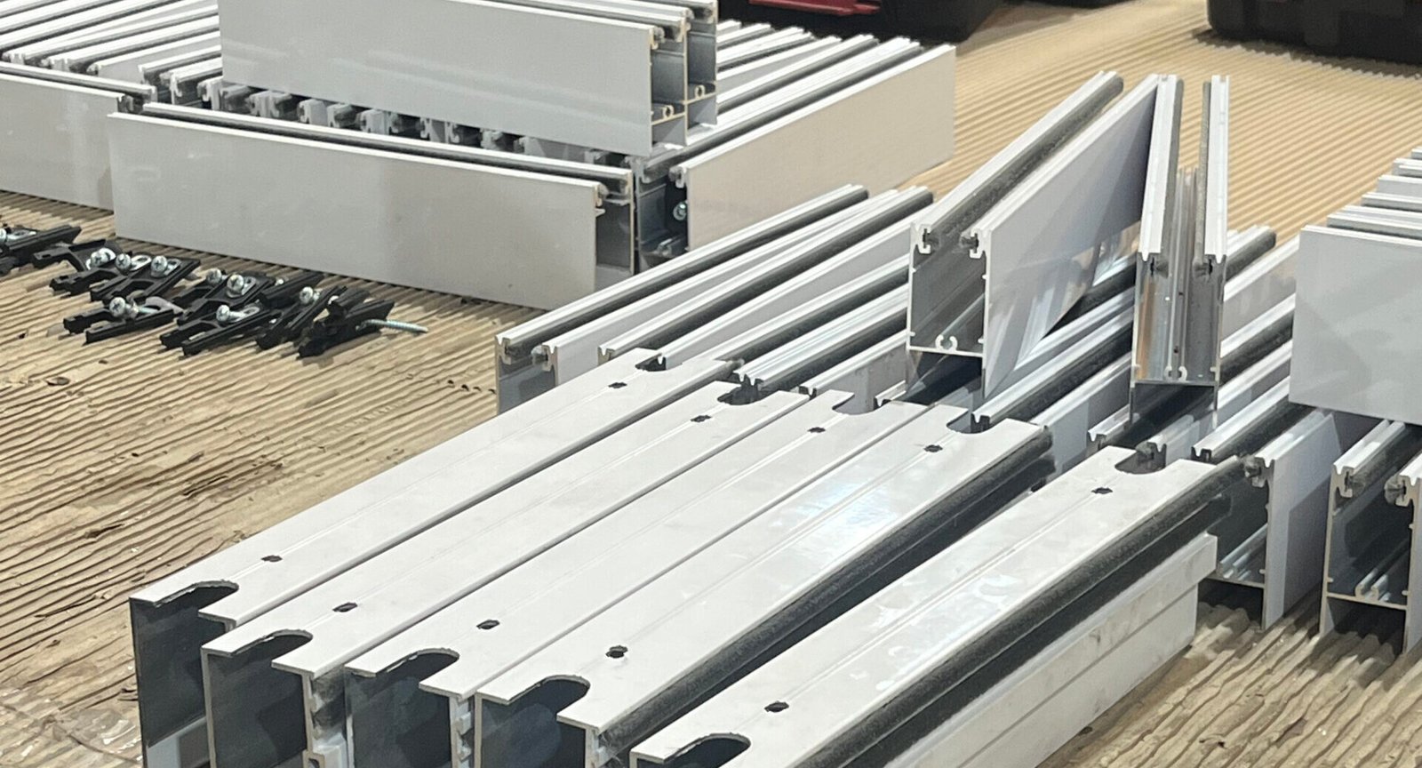 04 Carpitentería de aluminio